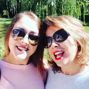 Meet your Posher, Carolyn